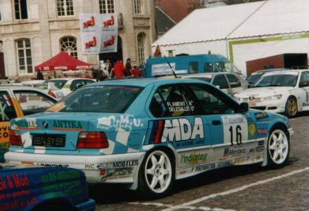 325 i